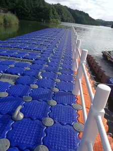 Quai flottant en forme de V pour jet-skis Micro-bateaux Ponton en plastique HDPE durable avec piston d'ancrage Caractéristique Application marine - Product Image 5