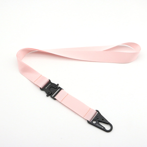 Commercio all'ingrosso <span class=keywords><strong>di</strong></span> perline Quick Realse Stick personalizzato in metallo inciso Logo bottiglia apribottiglie portachiavi cordino tattico - Product Image 2