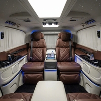 Kit de conversion intérieur de luxe pour Mercedes Vito V-Class W447 avec cloison intégrale, TV relevable, sièges Captain VIP et plafond Starlight d'origine