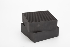 Élimination des odeurs 100x100x100mm Éponge de charbon actif en nid d'abeille imperméable, formes multiples, personnalisable, pour le traitement des COV et l'amélioration de l'<span class=keywords><strong>air</strong></span> domestique - Product Image 6