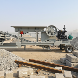 Concasseur à mâchoires portable, facile à utiliser, idéal pour le concassage de roches sur site dans les chantiers de construction et la maintenance routière. - Product Image 4