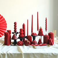 Bougie pilier en cire de soja parfumée artisanale de style rétro français rouge bordeaux pour Noël, Diwali, la fête des pères