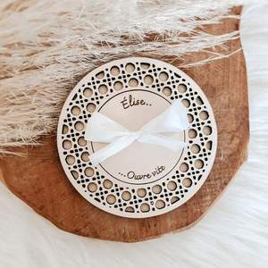 Incisione su legno personalizzata per la nascita testimone madrina unico artigianato in legno bambino doccia decorazioni perfetto <span class=keywords><strong>regalo</strong></span> di natale Idea - Product Image 1