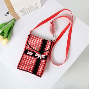 Carino e alla moda Mini borsa a maglia-borsa tascabile per telefono a mano borsa a tracolla per studente - Product Image 3
