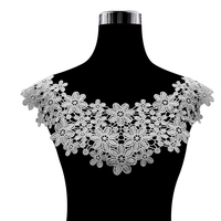 Appliques brodées en dentelle pour vêtements, motifs floraux, accessoires de mode DIY, design ajouré 3D en polyester, couleur unie