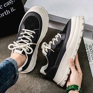 2025 nouveau respirant décontracté confortable fond épais plat hommes marche Style chaussures en plein air léger baskets pour hommes - Product Image 2