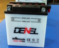 Batterie de moto au plomb AGM sans entretien DENEL 12N5-3B 12V 5A neuve, chargée à sec, tension stable, directement de l'usine
