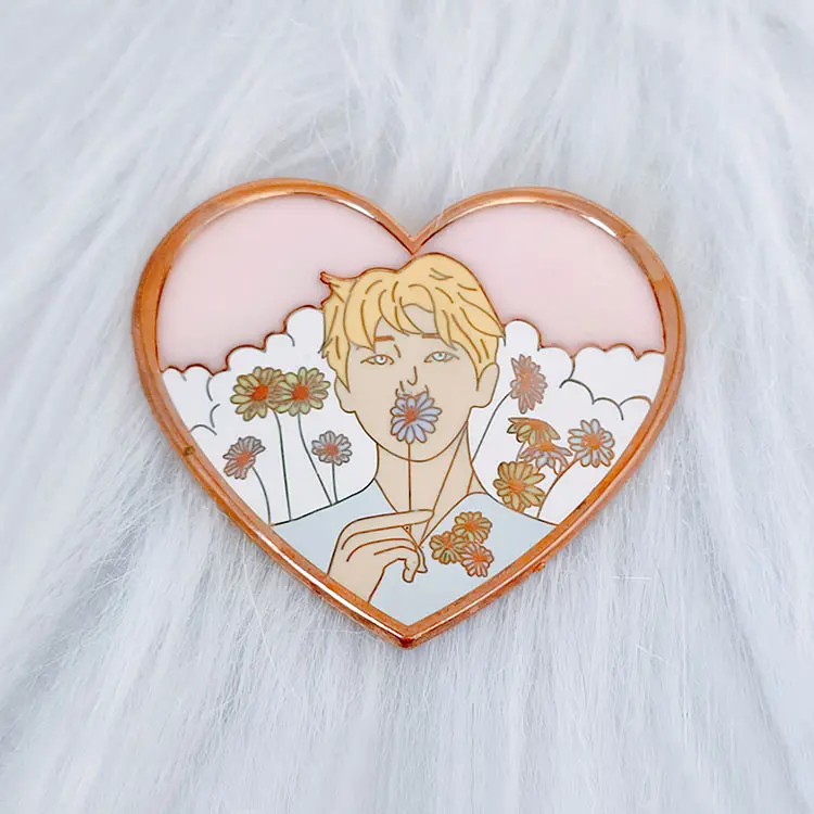 Hot Selling Heart Shape Kpop Idol Hard Enamel Stained Glass With Silk Screen Printing Metal Pin