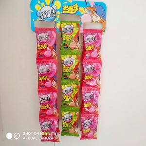 Goedkope Verschillende Vorm Fruit Smaak Fabriek Groothandel 56G Groot Fruit Gek Rol Kauwgom - Product Image 6