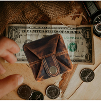 Porte-monnaie vintage en cuir avec fermeture à boucle et sangle à chaîne - Porte-monnaie compact et mini portefeuille pour hommes et femmes
