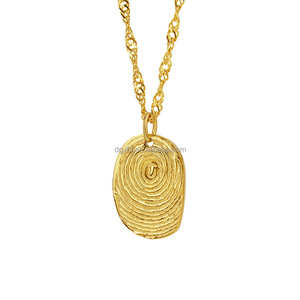 Collier pendentif empreinte digitale vintage en acier inoxydable plaqué or 18 carats, chaîne vague d'eau, médaillon ovale inaltérable, bijou. - Product Image 6