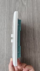 BG Series 146 Estándar británico Doble posición 13A Enchufe de madera de goma multifuncional con interruptor - Product Image 5