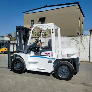 מלגזה מקורית TCM FD60 מתוצרת יפן, קיבולת 6 טון, מנוע דיזל, מלגזה משומשת וזולה למחסן. - Product Image 4