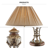 Lampe de table design Empire, villa européenne, décoration, grand marbre violet rouge, détails vintage en laiton serpent