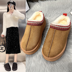 2025 automne/hiver nouvelles femmes anti-dérapant chaud et velours fond épais demi haut chaussures Ins polyvalent extérieur bottes <span class=keywords><strong>de</strong></span> <span class=keywords><strong>neige</strong></span> en gros - Product Image 4