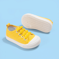 Baskets en toile pour enfants, conception élastique à enfiler, embout anti-choc, semelle extérieure en TPR durable, couleurs unies personnalisables, garçons filles
