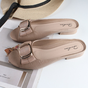 Nouveau Style Sandales Plates pour Femmes en PVC de Haute Qualité, Boucle Carrée Tendance, Chaussures Décontractées d'Extérieur en Gros pour Filles et Dames - Product Image 4