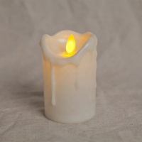 Bougie oscillante en plastique à LED fonctionnant sur piles