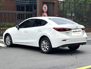 <span class=keywords><strong>Mazda</strong></span> <span class=keywords><strong>3</strong></span> Axela <span class=keywords><strong>2018</strong></span> Modelo Lujo Automático Unescape 1.5L Gas Dos cajas Dirección izquierda Cámara trasera Neumáticos R16 - Product Image 5