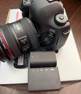 Appareil photo reflex numérique HFT Professional <span class=keywords><strong>5D</strong></span> <span class=keywords><strong>Mark</strong></span> <span class=keywords><strong>IV</strong></span> <span class=keywords><strong>avec</strong></span> <span class=keywords><strong>objectif</strong></span> EF 24-70mm F/4 IS USM Vente en gros - Product Image 3