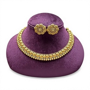 Ensemble collier et boucles d'oreilles plaqué or élégant pour femme, bijoux de mariage classiques, ensembles de bijoux fantaisie en alliage - Product Image 2