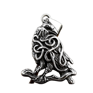 SS8--1327P Vintage Nieuw Ontwerp 316L RVS Viking Vogel op Boom Hanger Adelaar Dier Kraai Raaf Charm Kindersieraden - Product Image 1