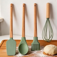 Ensemble d'ustensiles de cuisson en silicone avec manche en bois, 4 pièces : spatule, fouet à œufs, pinceau à huile, anti-fuite, compatible avec les aliments, ustensiles de cuisine