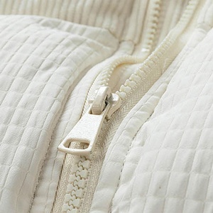 Venta al por mayor de los hombres de invierno cálido Puffer chaquetas 100% Nylon a prueba de viento y cierre de doble botonadura mejor calidad - Product Image 4