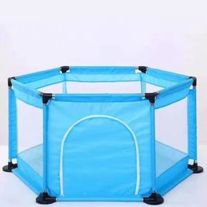 คอกกั้นเด็กแบบ<span class=keywords><strong>ไม</strong></span>่มีช่องว่าง โครงอะลู<span class=keywords><strong>มิ</strong></span><span class=keywords><strong>เนียม</strong></span>อัลลอยด์แข็งแรง พับเก็บได้ คอกกั้นเด็กแบบพับได้ รั้วกั้นนิรภัยสำหรับเด็กที่มั่นคง - Product Image 1