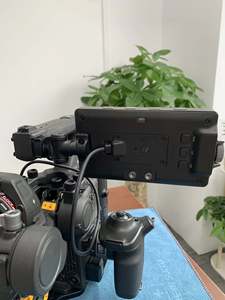 Cámara <span class=keywords><strong>de</strong></span> <span class=keywords><strong>Cine</strong></span> DJI Ronin 4D-8K con Gimbal Zenmuse X9-8K, 90% Nueva - Product Image 5