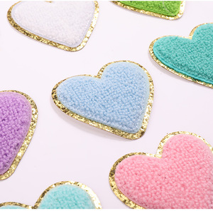 Parches Termoadhesivos de Chenilla con Diseño de Logotipo, Número y Letra, Forma Irregular, Color en Contraste, Bordados, al por Mayor - Product Image 3