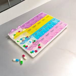 Usine d'impression OEM Vente en gros <span class=keywords><strong>Pilulier</strong></span> portable de voyage 7 jours Organisateur hebdomadaire Boîte à pilules en plastique 7 grilles - Product Image 6