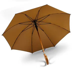 Ombrello all'ingrosso della fabbrica J manico in legno bastoncini dritti ombrello in legno ombrello automatico personalizzato per la pioggia