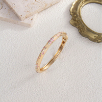 Gelang Etnik Vintage dari Paduan Logam, Berwarna-warni dengan Teknik Tetesan Minyak, Lapisan Emas Tahan Luntur, Berhiaskan Relief Bunga Berlian dan Enamel Cloisonne