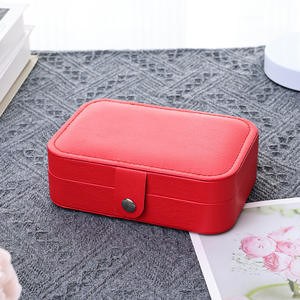 Estuche de Viaje Cuadrado para Joyas, Mini Organizador de Almacenamiento Portátil, Caja de Exhibición para Anillos, Aretes y Collares - Product Image 6