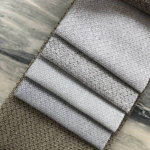 Tissu de rideau en mélange de polyester texturé au design moderne – Échantillon de tissu contemporain pour cantonnières et rideaux - Product Image 3
