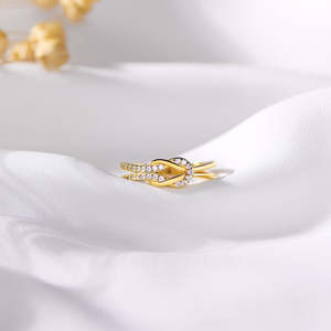 RFJEWEL Systerly amour carré noeud anneau cadeau de bague d'amitié durable laiton CZ anneau réglable - Product Image 6