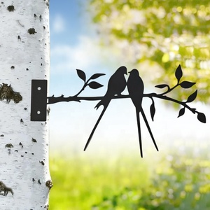 Ornements de jardin : Coccinelle, Caterpillar Girl, Loup, Danseur moderne, Nain, Pingouin, Articles, Œuvre rouillée, Aigle, Phoque - Product Image 3