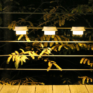 Lámpara Solar de Pared para Exteriores Xinyao de 5W con Sensor de Movimiento, Impermeable, para Jardín, Patio y Calle - Product Image 3