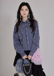 Automne Chic femmes chemises courtes à manches longues et chemisiers haut décontracté orné de perles robustes pour vêtements de rue - Product Image 5
