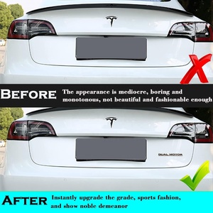 Emblema Adhesivo de Doble Motor con Diseño a Cuadros, Compatible con Accesorios para Tesla Model 3 Y X S (Negro Mate-Línea Negra) - Product Image 3