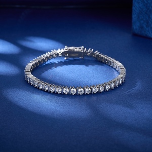 Gelang Tenis Berlapis Platinum Desain Berlian Trendi Gaya Imut dengan Zirkonia CZ Bahan Tembaga Klasik - Product Image 5