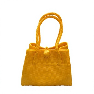 Handmade Yellow Woven <b>Plastic</b> <b>Tote</b> Bag Eco Friendly Summer Beach Handbag Durable Custom Market Shopping Shoulder Bag For Women - Product Image 2