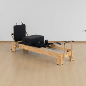 Lettino <span class=keywords><strong>Reformer</strong></span> <span class=keywords><strong>Pilates</strong></span> Professionale in Legno di Quercia, Regolabile, Portatile e Durevole, Ideale per Palestre e Studi - Product Image 2