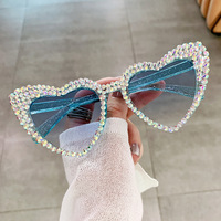 Lunettes de soleil pour femmes, surdimensionnées, avec strass en cristal, design cœur, effet diamant, pour créateurs de lunettes
