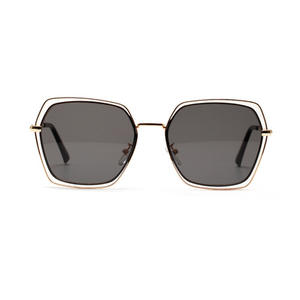 Lunettes de soleil tendance 2021, grandes montures personnalisées, UV400, lunettes de soleil carrées surdimensionnées pour femmes 2021 - Product Image 4