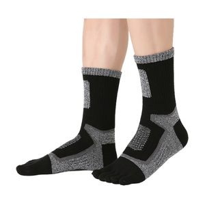 Chaussettes de sport personnalisées à cinq <span class=keywords><strong>doigts</strong></span> pour les orteils Chaussettes athlétiques rembourrées au design de blocs de couleurs pour le printemps, la <span class=keywords><strong>randonnée</strong></span> et la course à pied Activités de plein air - Product Image 3