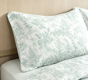 Couette lavable de luxe en tissu vert Lear, douceur exceptionnelle, garnie de polyester durable pour usage hôtelier - Product Image 3