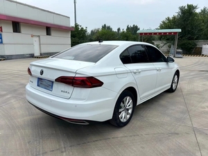 Aceptamos Pedidos Personalizados 2021-2022 para <span class=keywords><strong>Bora</strong></span> Hatchback, Asientos de Tela Cómodos, Techo Solar, Caja de Cambios Automática, Neumáticos R16, Volante a la Izquierda, Cámara - Product Image 2