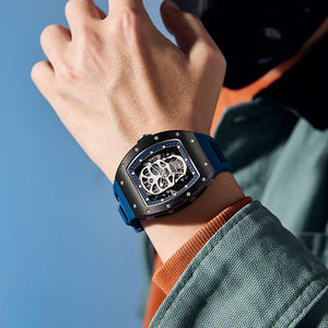 Reloj Mecánico Automático para Hombre con Diseño Hueco Moderno, Reloj de Alta Calidad con Caja de Fibra de Carbono en Forma de Barril de Vino, Resistente al Agua - Product Image 5